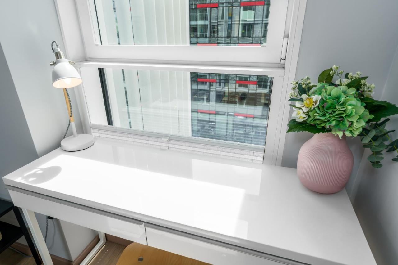 Apartments Poznan Towarowa By Noclegi Renters エクステリア 写真