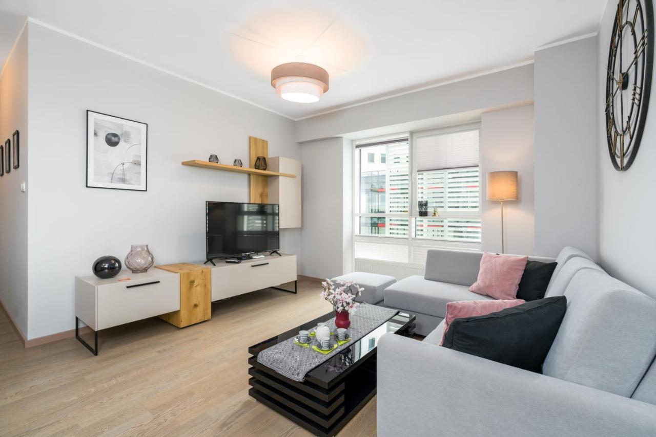 Apartments Poznan Towarowa By Noclegi Renters エクステリア 写真