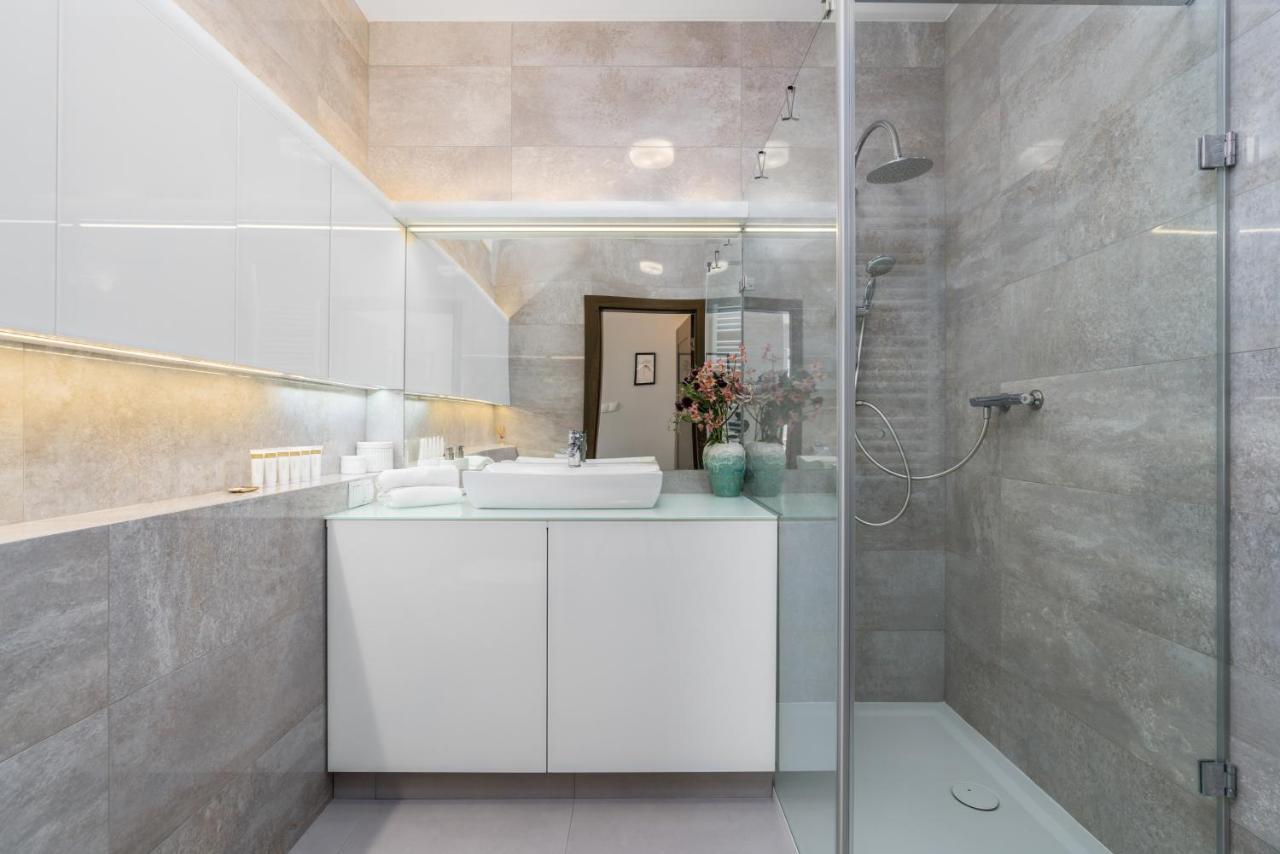 Apartments Poznan Towarowa By Noclegi Renters エクステリア 写真
