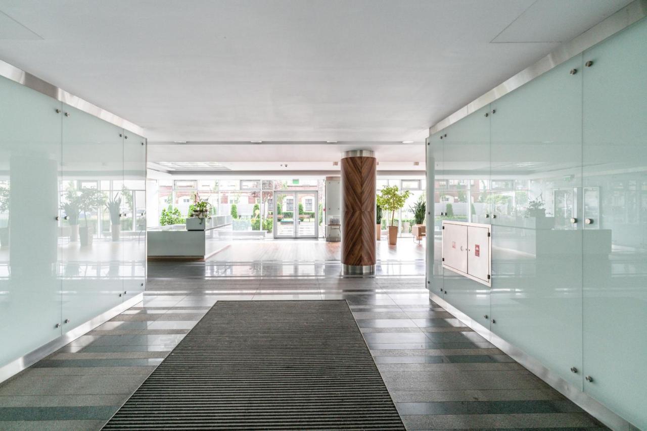 Apartments Poznan Towarowa By Noclegi Renters エクステリア 写真
