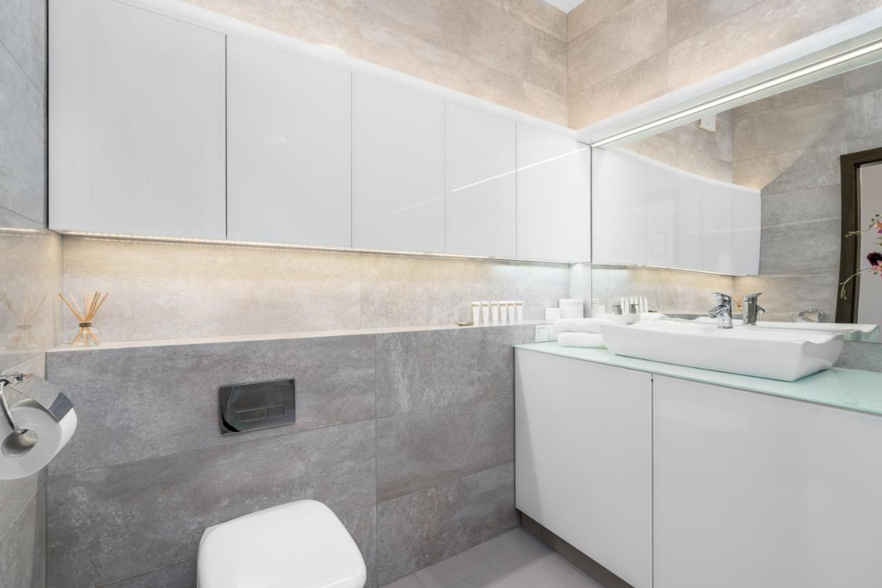 Apartments Poznan Towarowa By Noclegi Renters エクステリア 写真