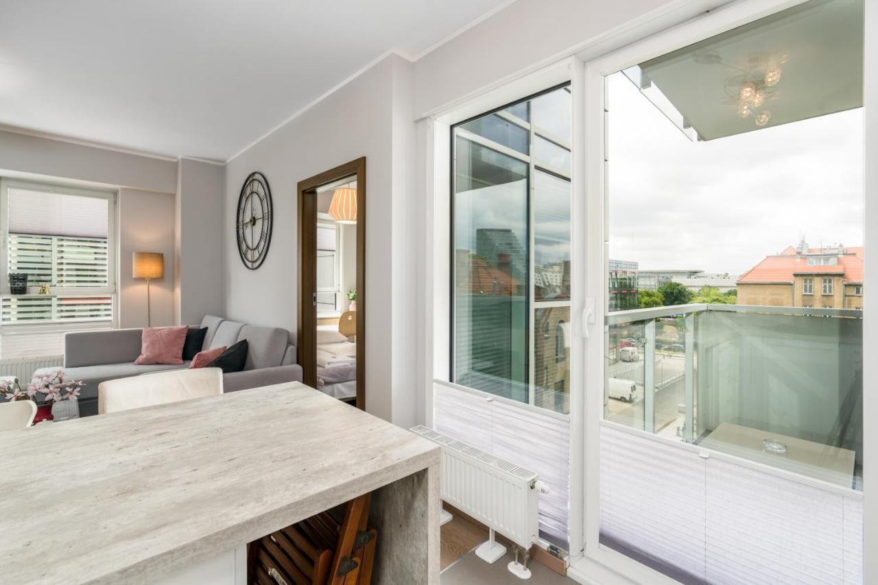 Apartments Poznan Towarowa By Noclegi Renters エクステリア 写真